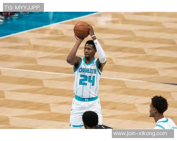 三球称赞训练营首日表现布兰登米勒展现全能潜力令人惊叹