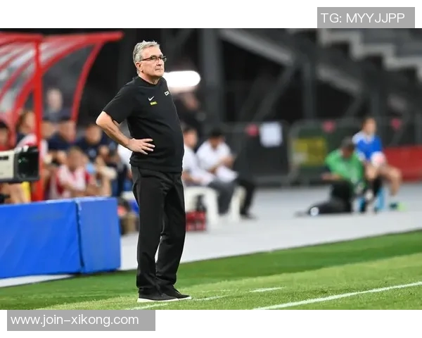 多夫比克点球失误连连苏莱替罚仍遭扑救无缘帽子戏法 多夫比克点球失误连连苏莱替罚仍遭扑救无缘帽子戏法