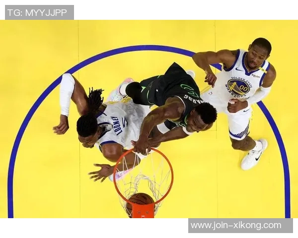 兰德尔直言球队防守失误严重下半场对手几乎狂轰百分