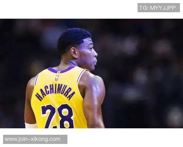 浓眉首节表现低迷外线未开仅得4分2篮板正负值惨淡12