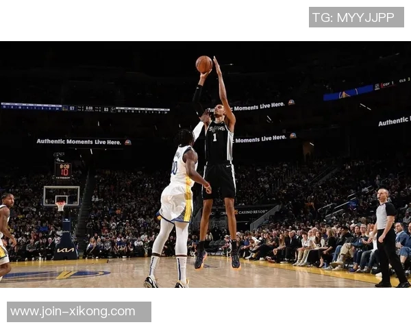 罚球对比悬殊马刺罚球命中率高达八成尼克斯仅五成多